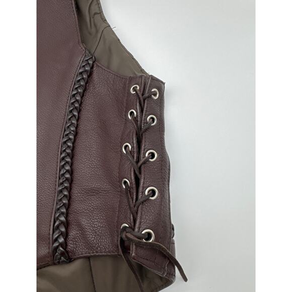 Hillside Leather Women’s Brown M braided vest with side ties. Has a‎ pin hold - Picture 6 of 8